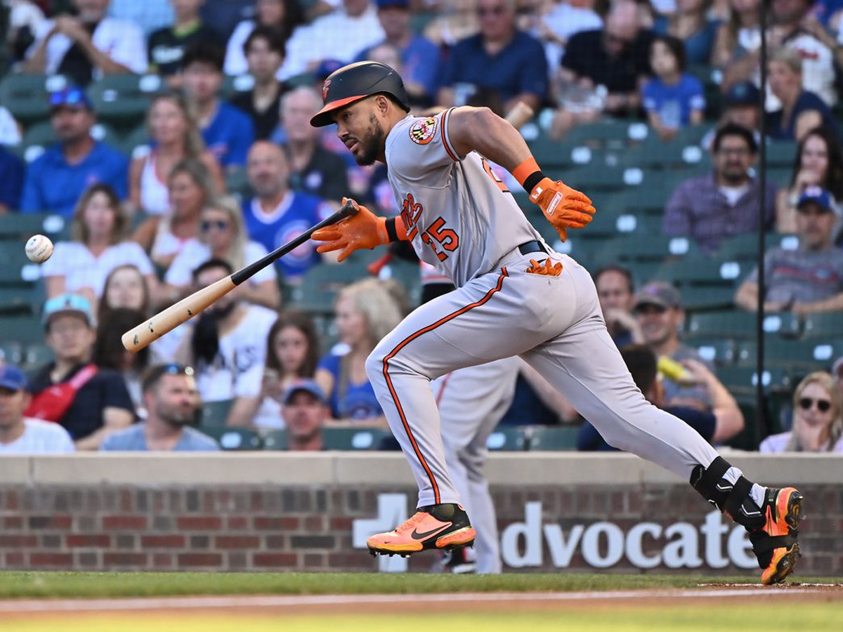 Orioles recibieron a Santander en su campamento
