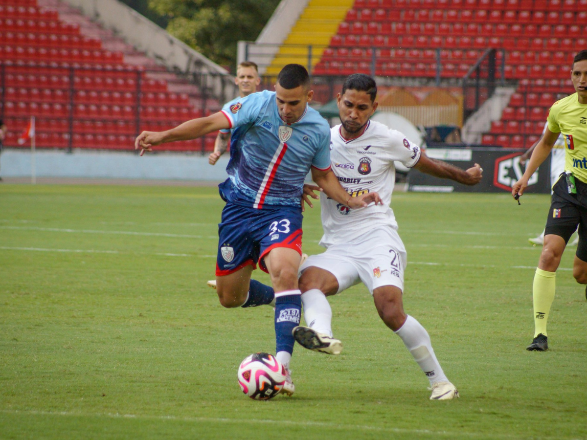 Caracas dejó escapar el triunfo en el final