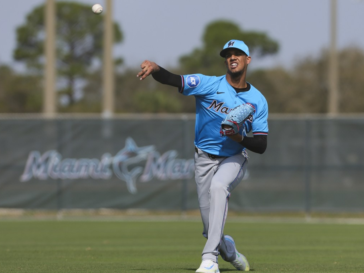Eury Pérez fascina a Marlins con su velocidad