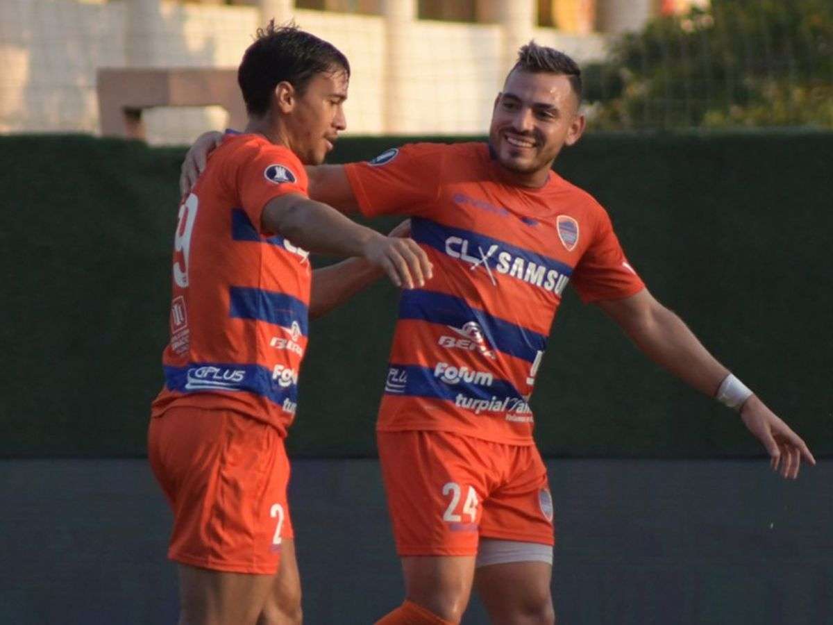 Puerto Cabello se trepa al liderato de la Liga FUTVE