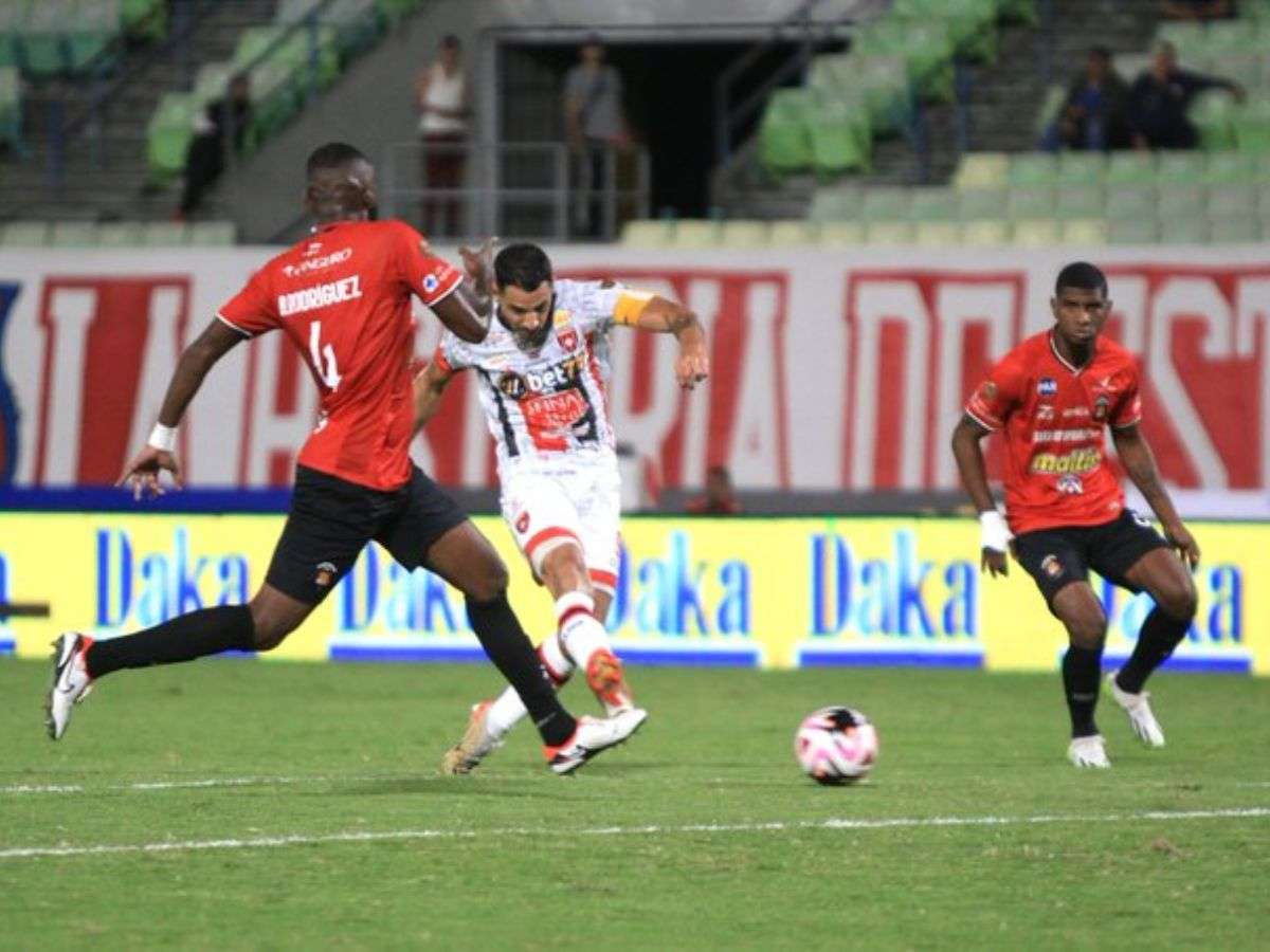 “Ahora vamos a  buscar el gol 201”