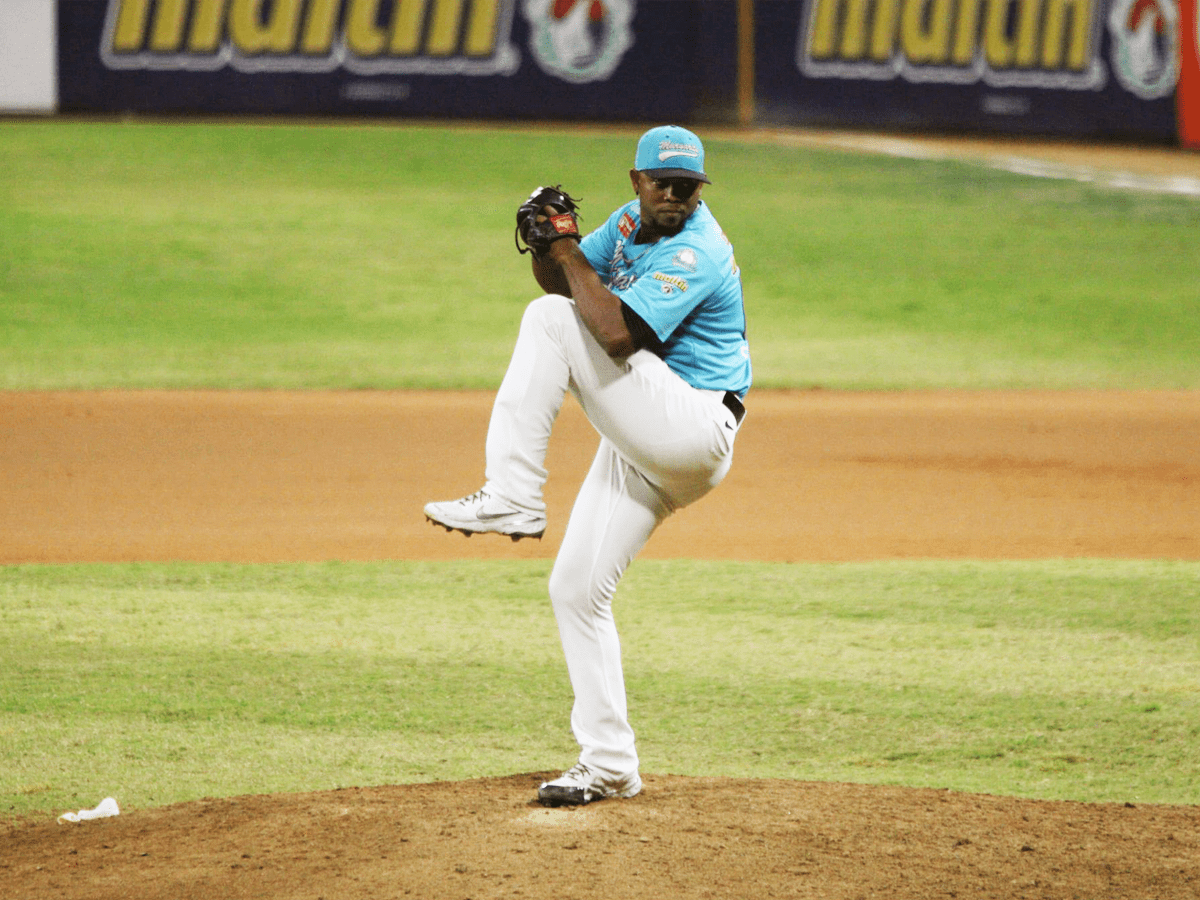 Carlos Navas se une a Rieleros de Aguascalientes