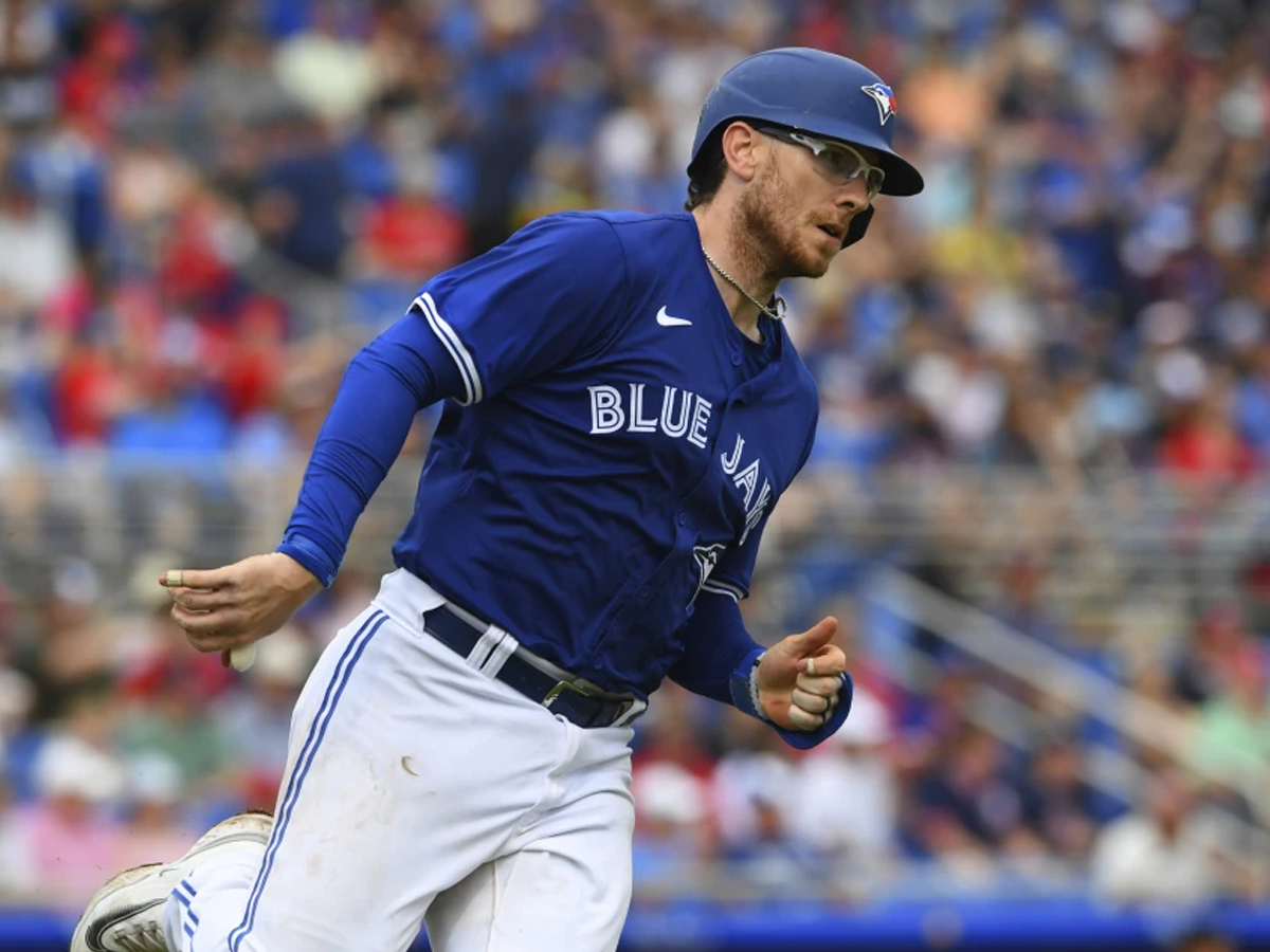 Danny Jansen tiene fractura en la muñeca