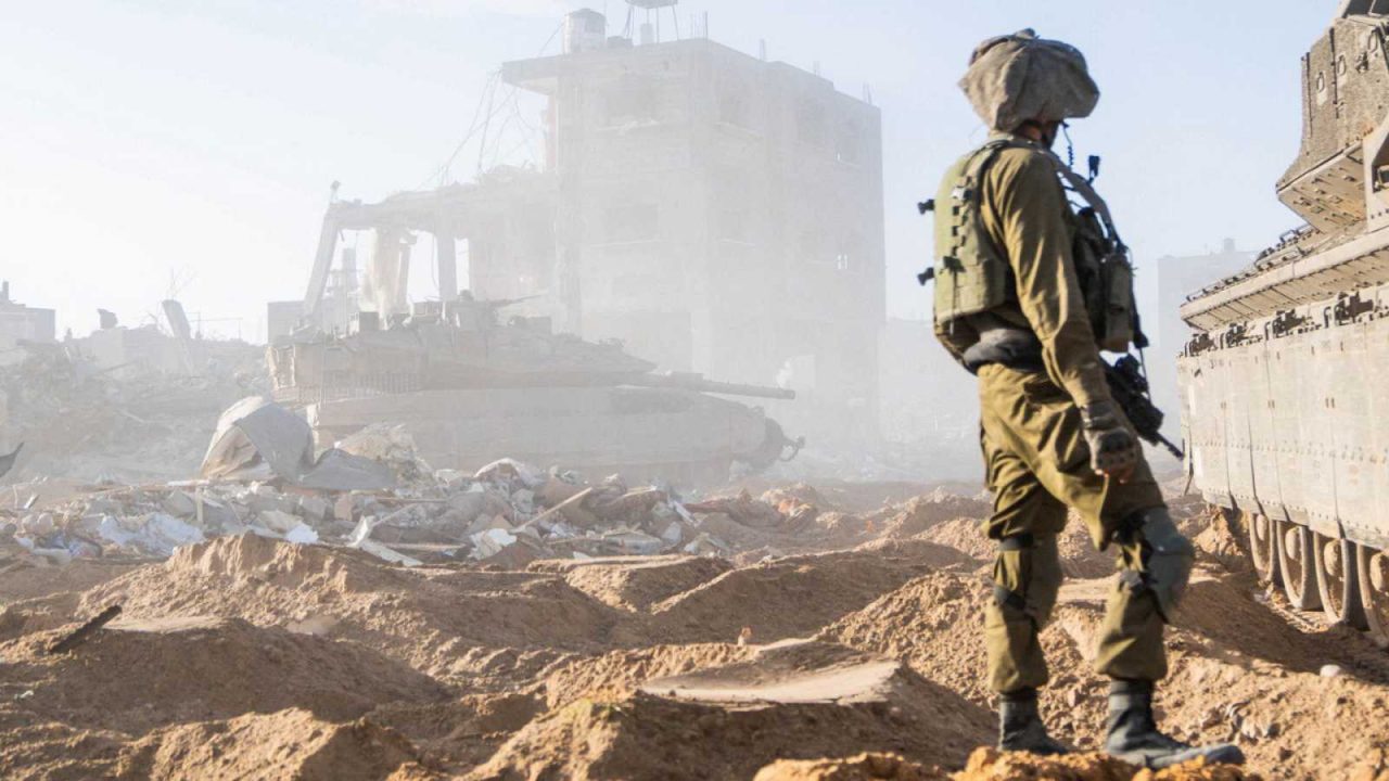 109 muertos y 760 heridos en Gaza tras un ataque de Israel, mientras esperaban ayuda alimentaria