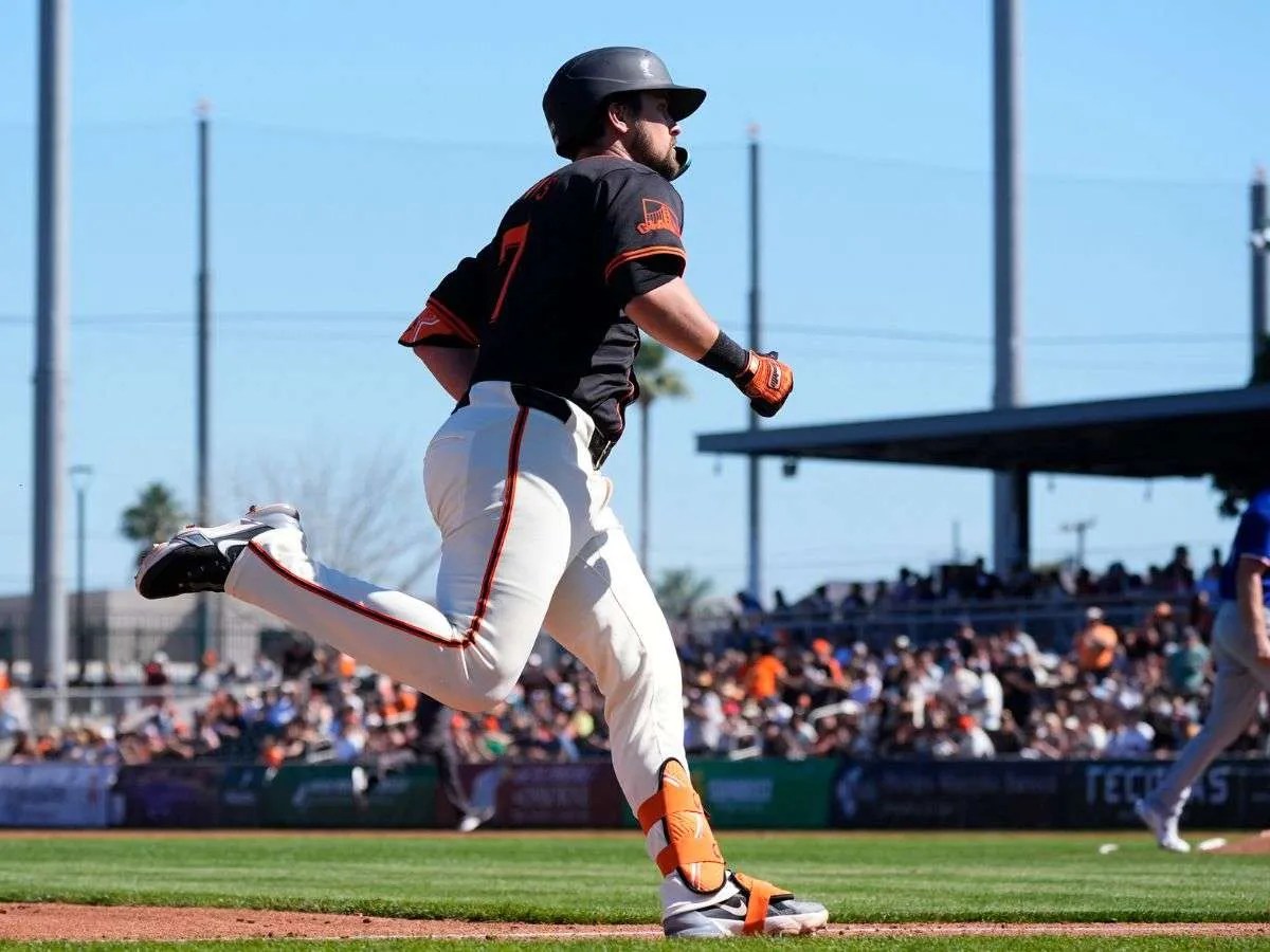 J.D. Davis es cortado por Gigantes