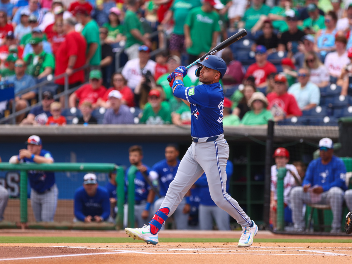 Votto exhibió su poder en primer juego con Azulejos