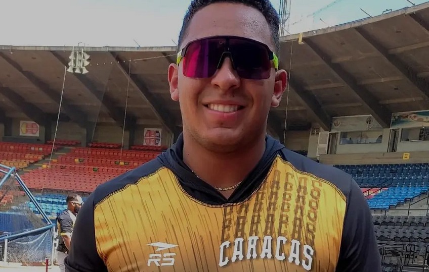 Leandro Cedeño, el chamo de Guatire que triunfa en el béisbol japones