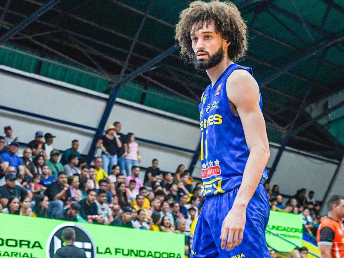 Maximillion Bell repite con Héroes de Falcón