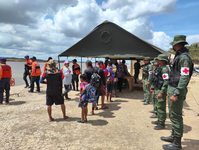 Más de 1.200 personas han sido desalojadas de mina ilegal colapsada en Bolívar