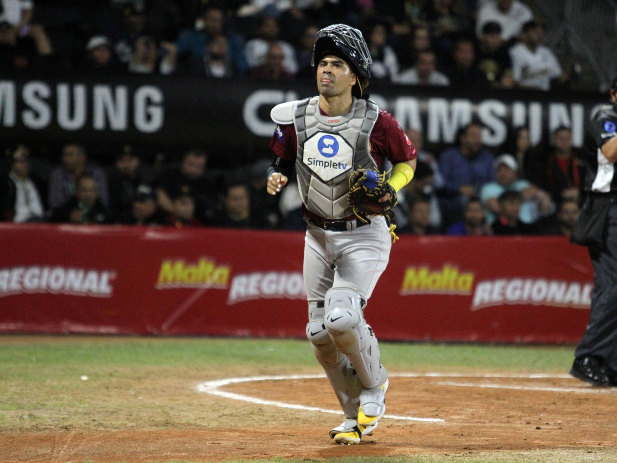 Robinson Chirinos trabajará en las oficinas de Magallanes