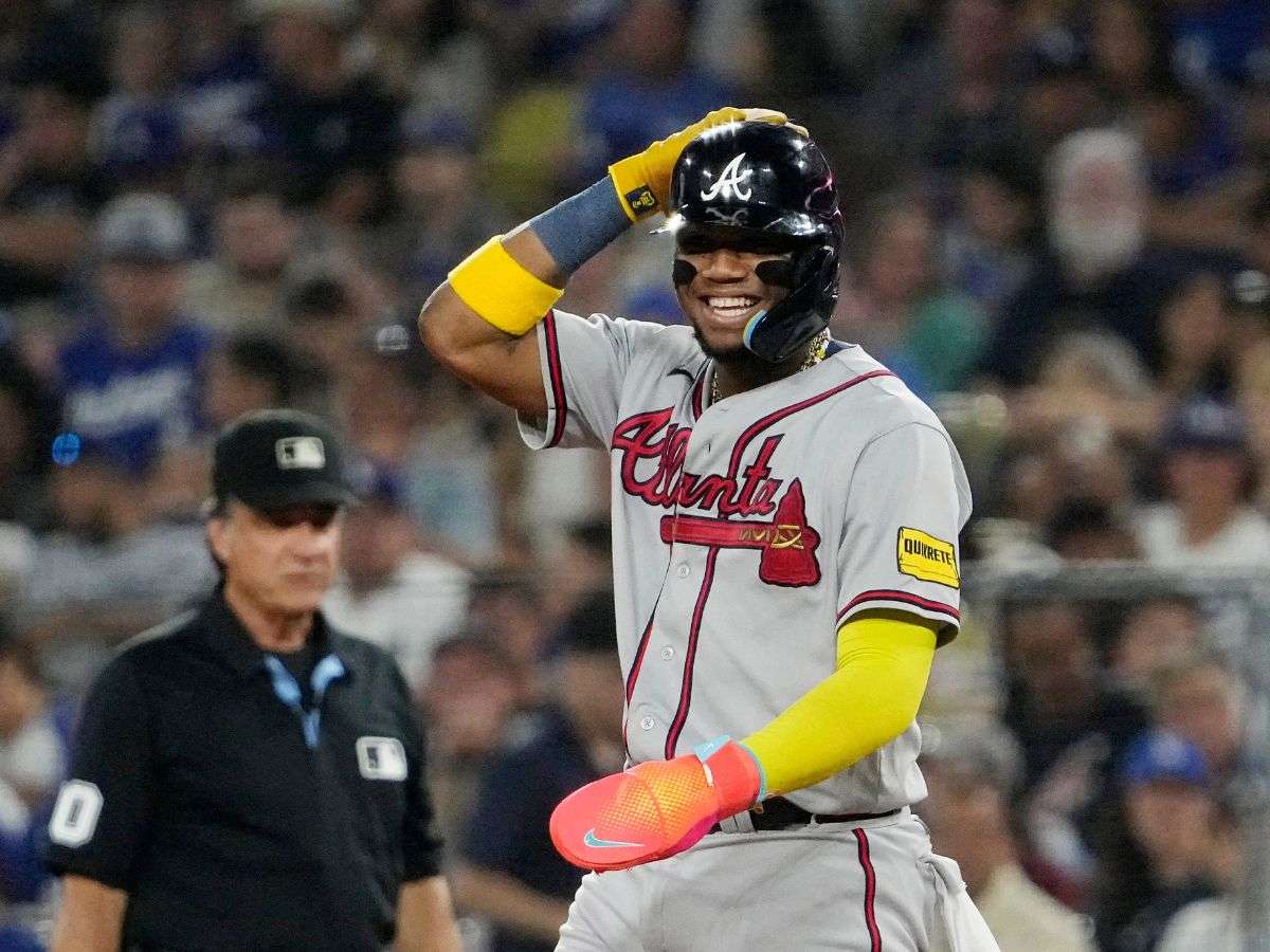 Acuña es retirado del lineup de los Bravos