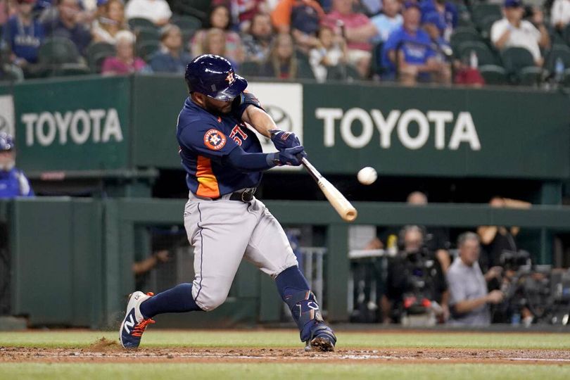 José Altuve disparó par de vuela cercas y despertó a Houston