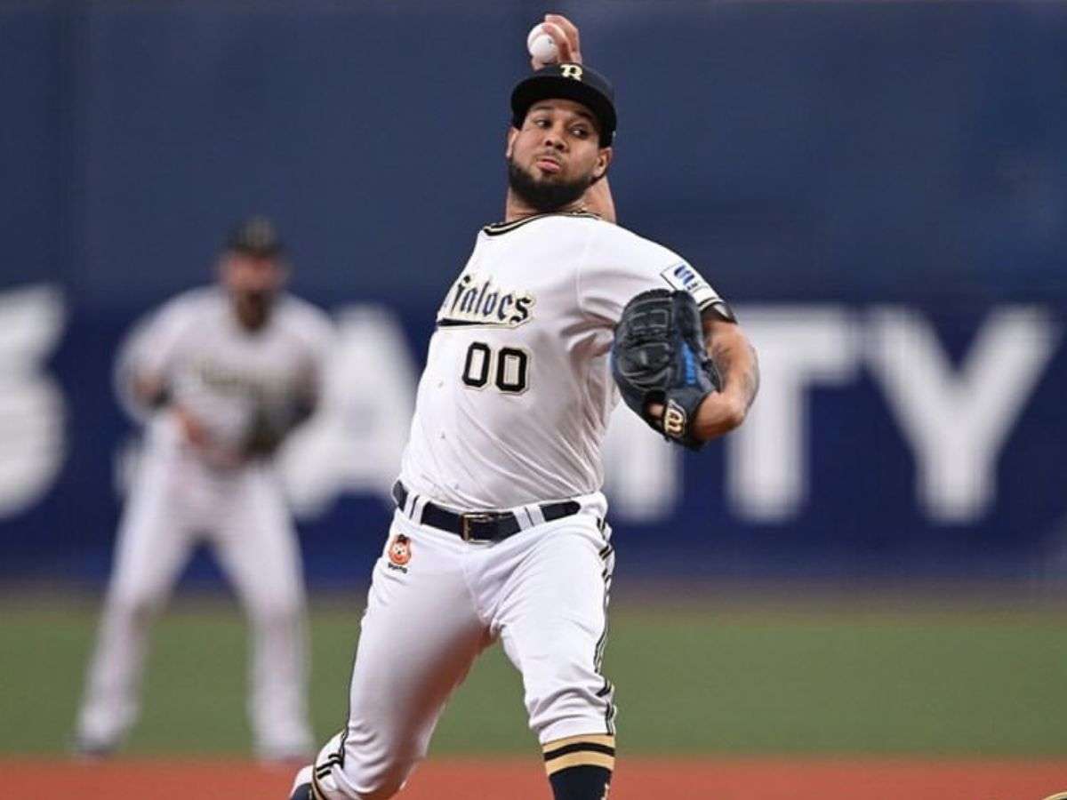 Anderson Espinoza lidera la efectividad en Japón