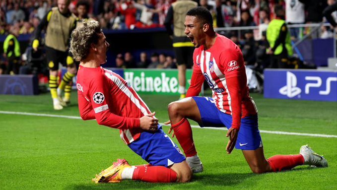 Atlético de Madrid de local y FC Barcelona de visita en París vencieron a sus rivales en la ida de Cuartos de Final de la Champions