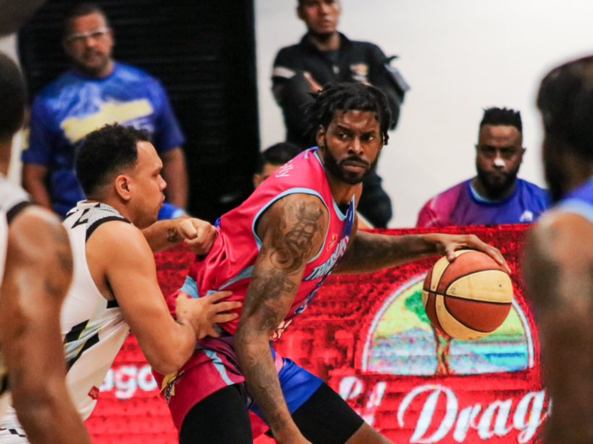 Donta Smith repite con el expreso azul