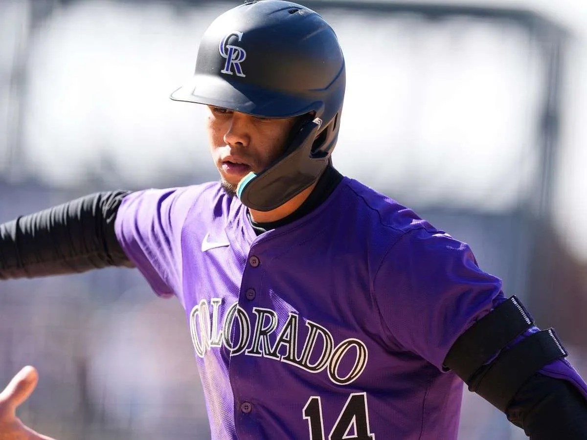 Ezequiel Tovar lidera la remontada de los Rockies