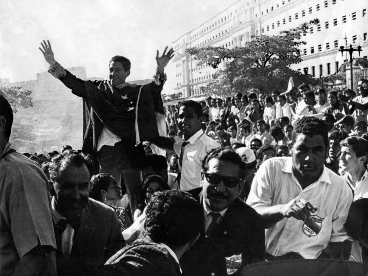 Un pueblo jubiloso recibe a "Morochito" en 1968