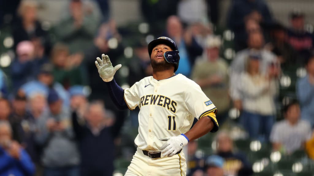 Jackson Chourio se convierte en el venezolano más joven en conectar jonrón en MLB