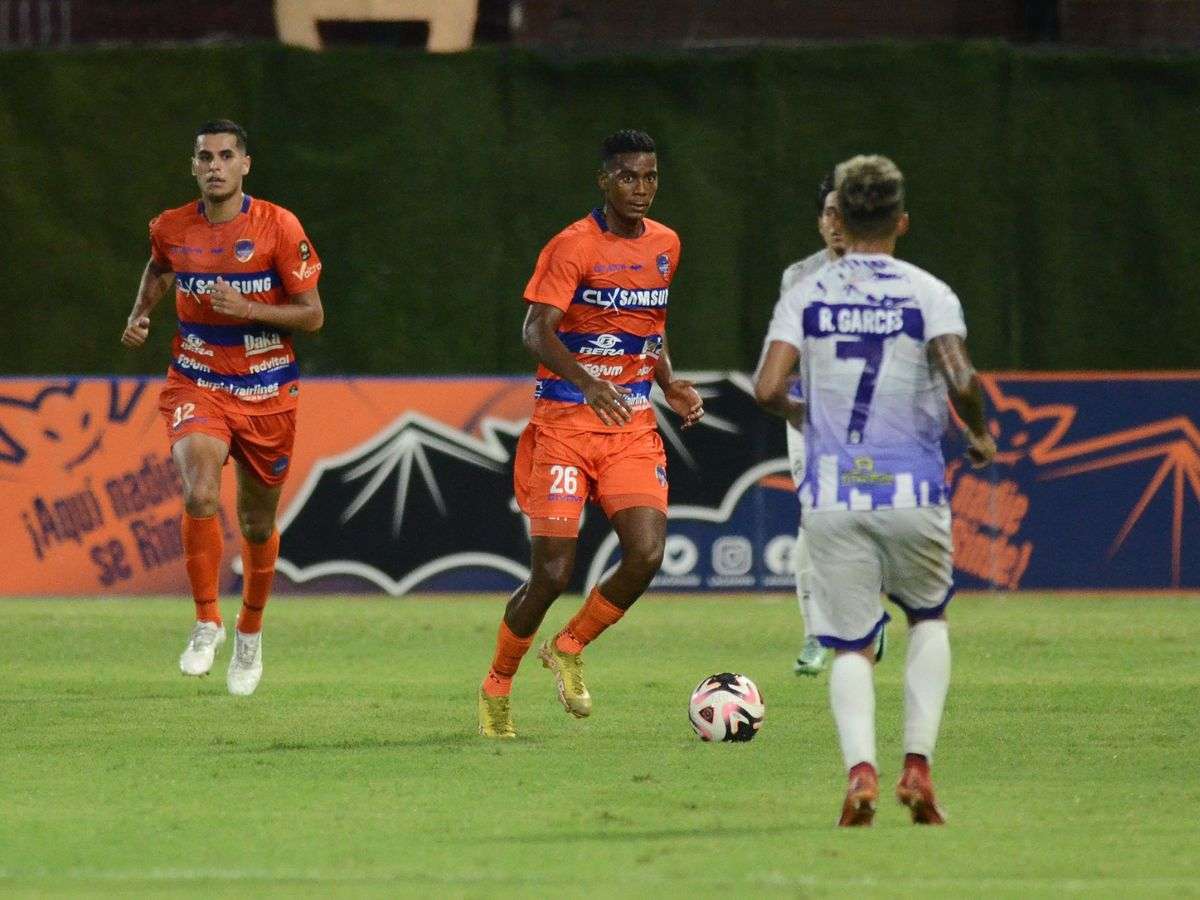 Academia Puerto Cabello se juega el pase a la fase final ante UCV
