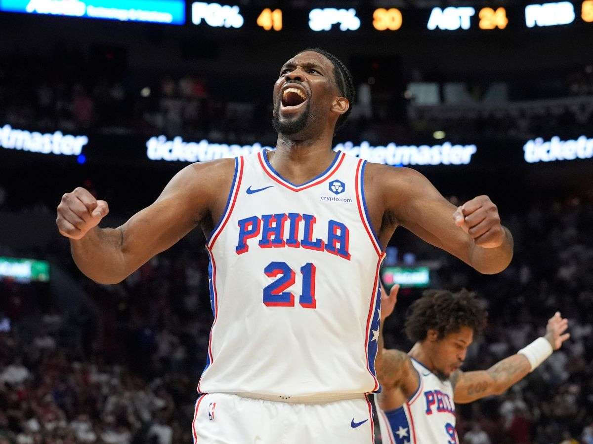 Embiid impulsó el triunfo de 76ers