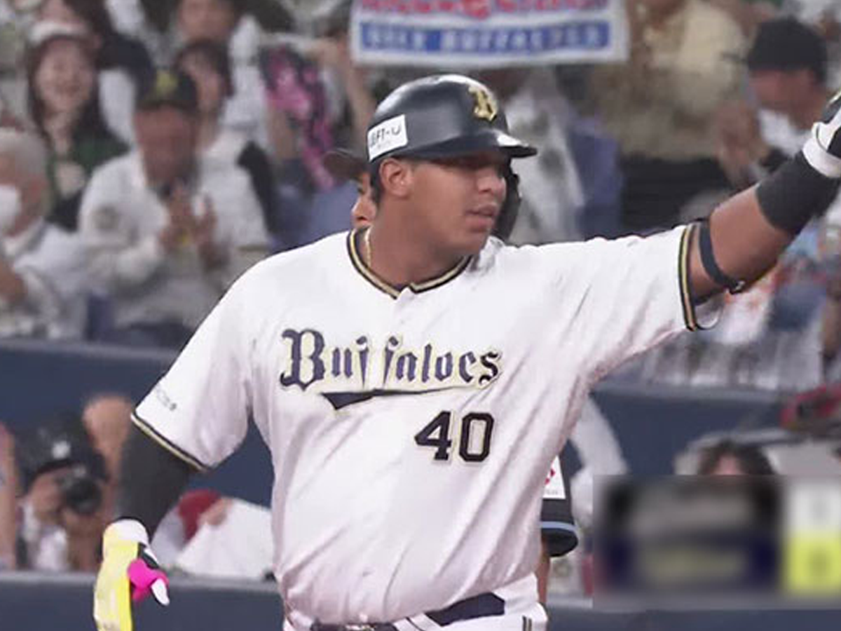 Leandro Cedeño con buena marcha en la NPB