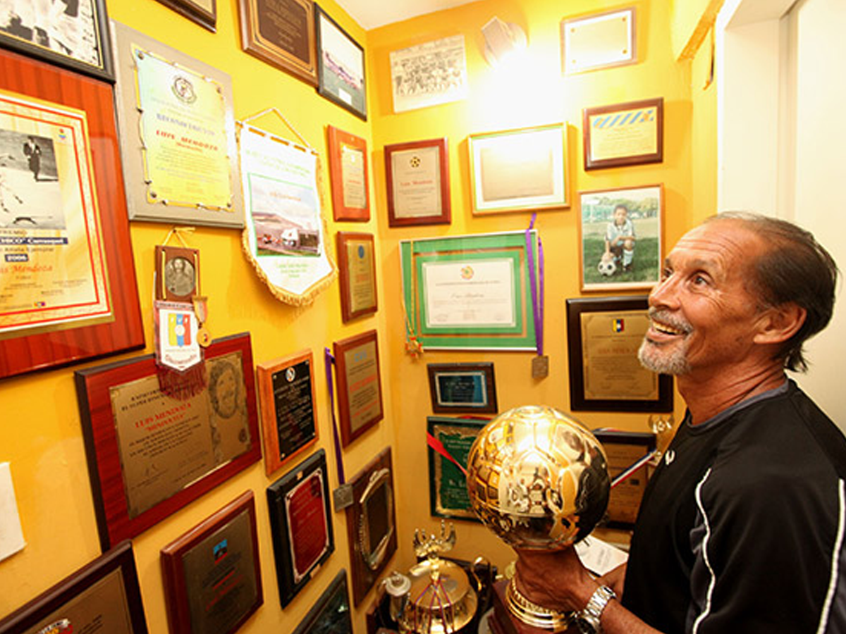 Luis Mendoza fue orgulloso pionero en 'La Vinotinto'