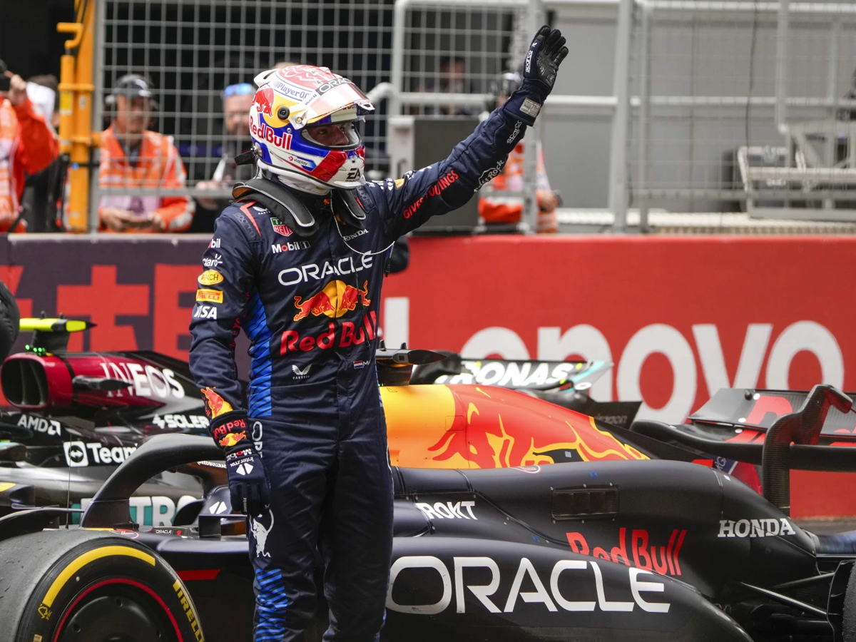 Verstappen se quedó con el primer sprint de la temporada