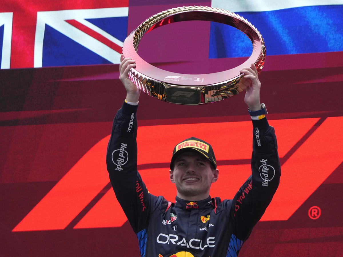 Verstappen suma su primera victoria en el GP de China
