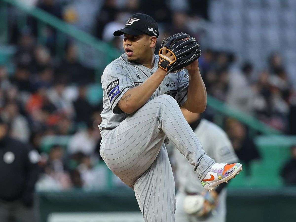 Ricardo Sánchez se luce en la pelota surcoreana