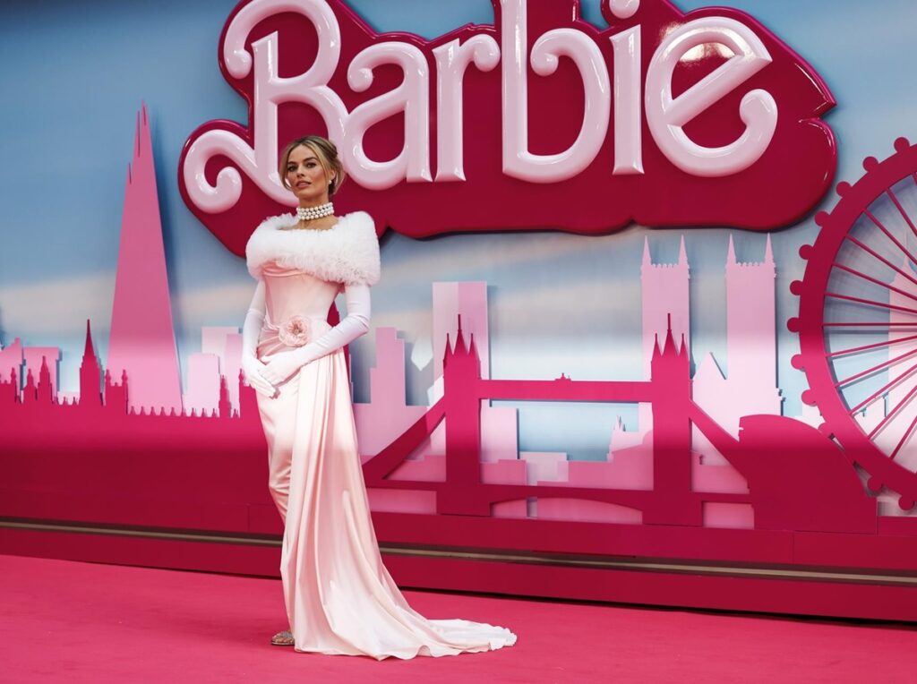 Margot Robbie Barbie
