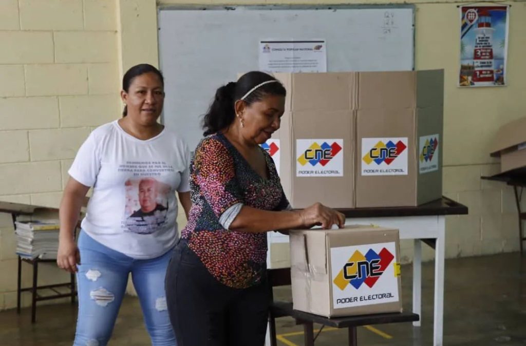 Ni la lluvia paró la Consulta Popular en Portuguesa