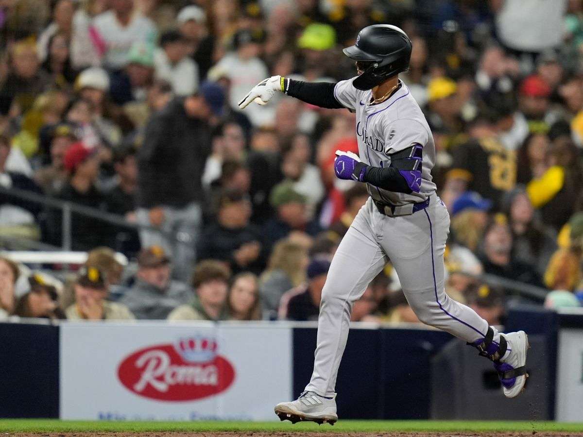 Ezequiel Tovar se fue para la calle ante Padres
