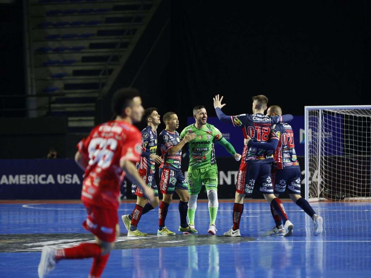 Centauros volvió a caer en la Libertadores