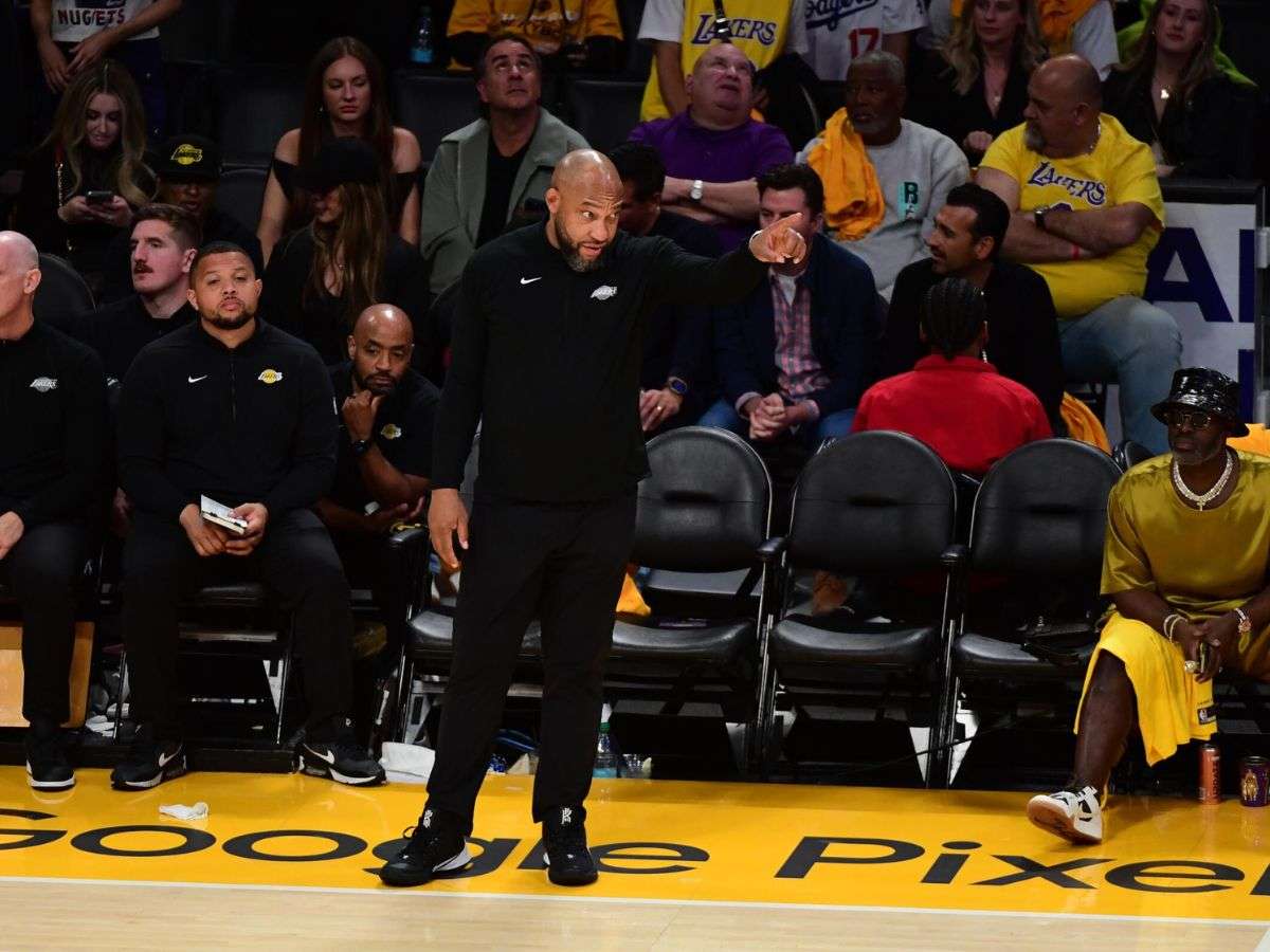 Los Lakers despiden a técnico Darvin Ham
