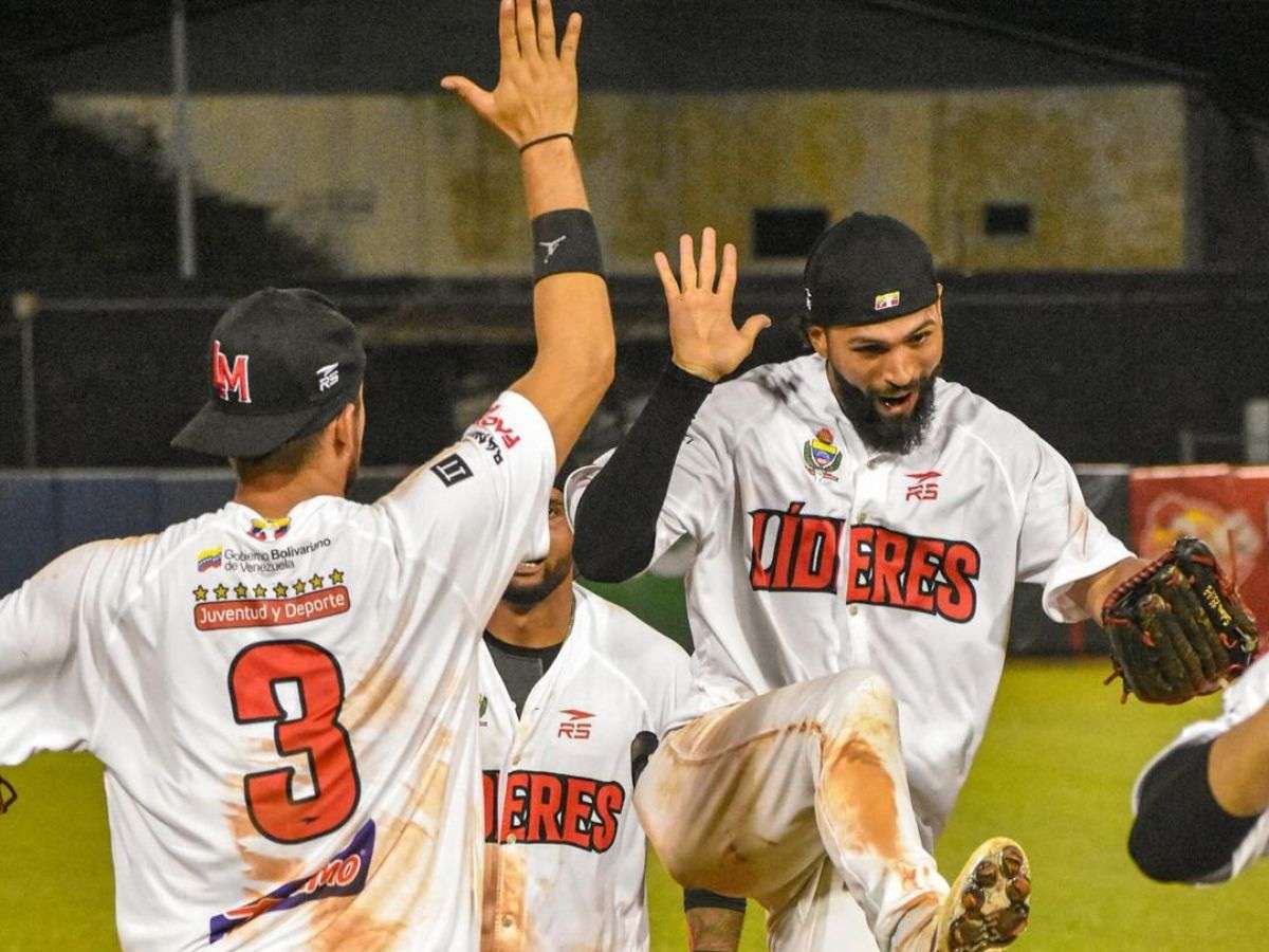 Líderes cortó racha de victorias de Marineros