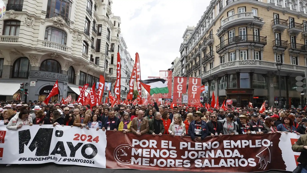 Españoles claman por mejoras sociales en el Día de los Trabajadores