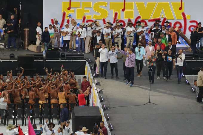 Y así vibró el Monumental Simón Bolívar con el festival Viva Venezuela (+fotos)