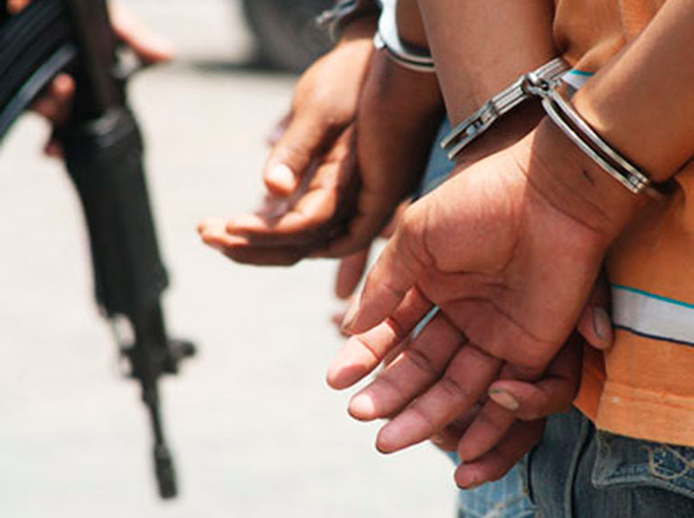 Enjuician a 10 civiles y 4 militares por revelar secretos de estado