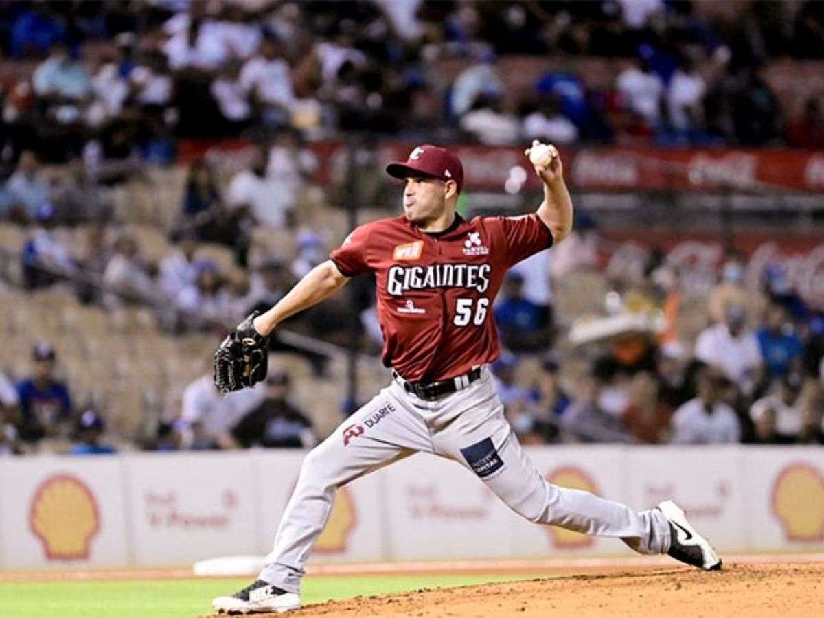 Raúl Valdés se uniformará con Centauros
