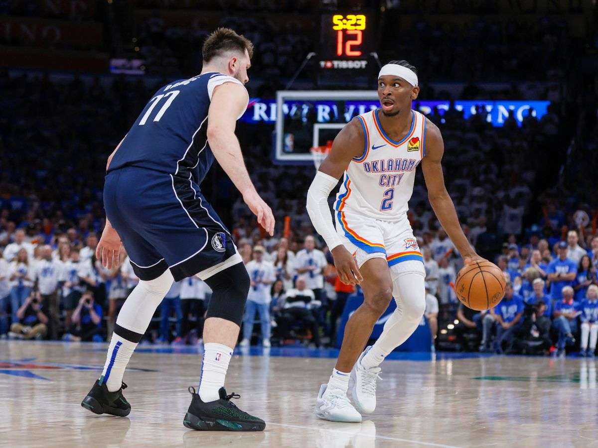 Thunder pega primero ante Mavericks