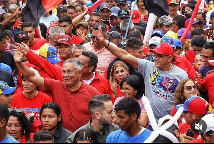 Delcy Rodríguez a los gringos: saquen sus manos sucias de Venezuela