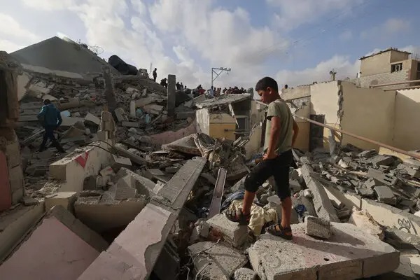 Israel ordena desplazamiento forzado de palestinos en Rafah