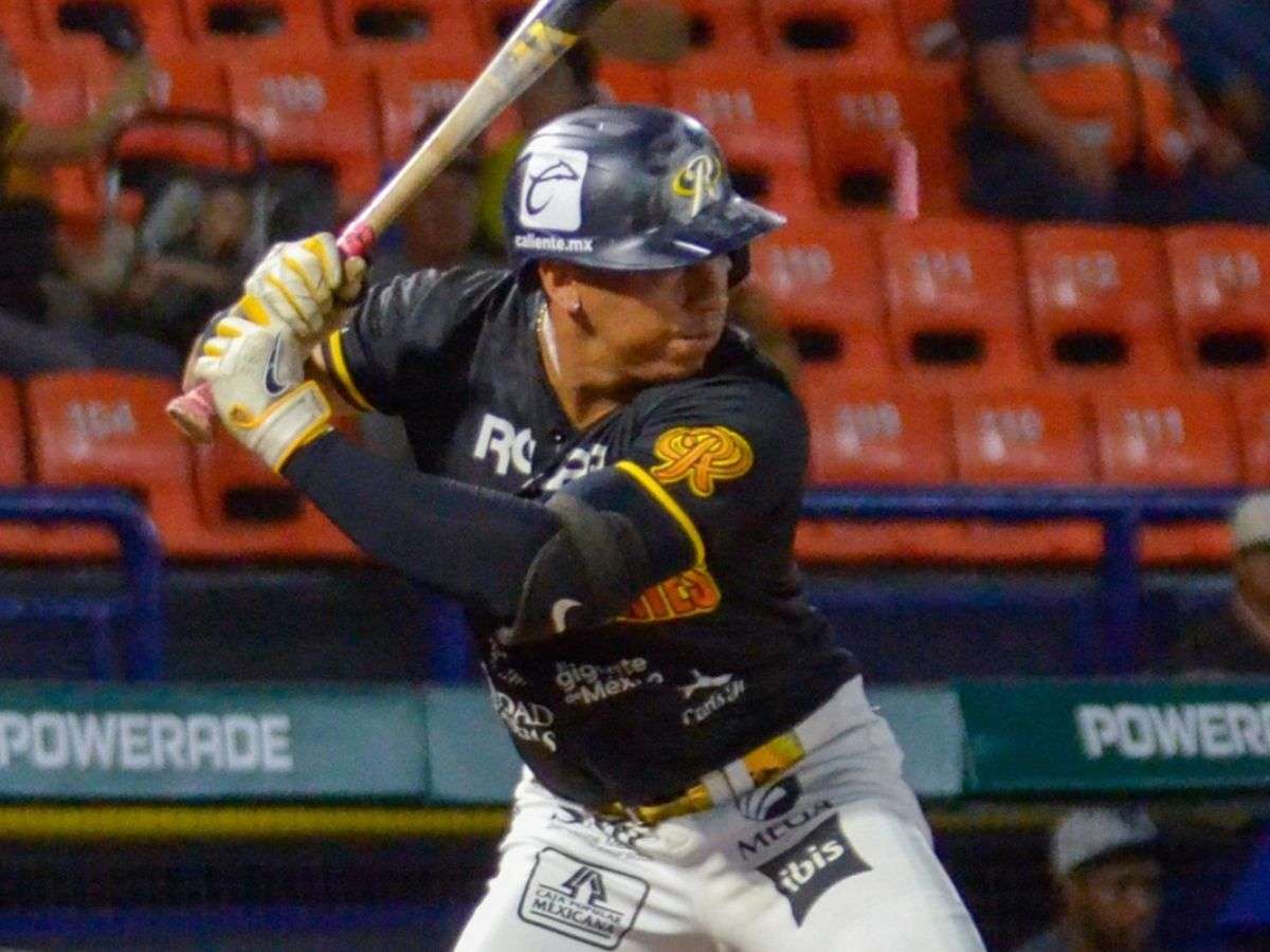 Wilfredo Tovar muestra toda su fuerza en México