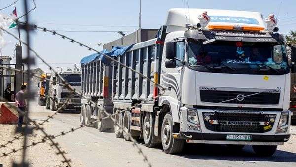 Entra en Gaza un convoy de ayuda humanitaria desde Egipto