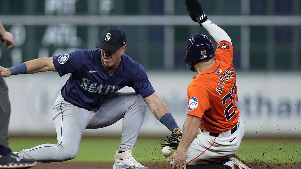 José Altuve define triunfo de Houston con ¡un toque de bola!... y de paso llega a 300 bases robadas en su carrera