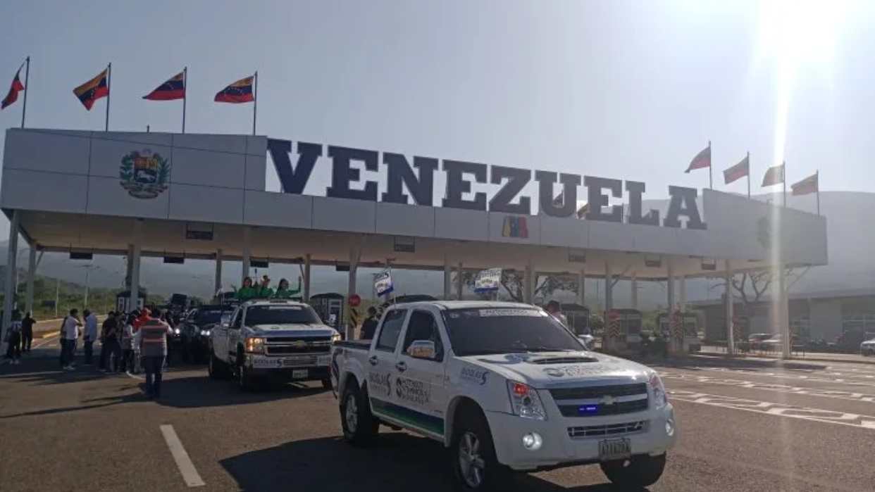 Extienden horarios en puentes entre Venezuela y Colombia desde Táchira