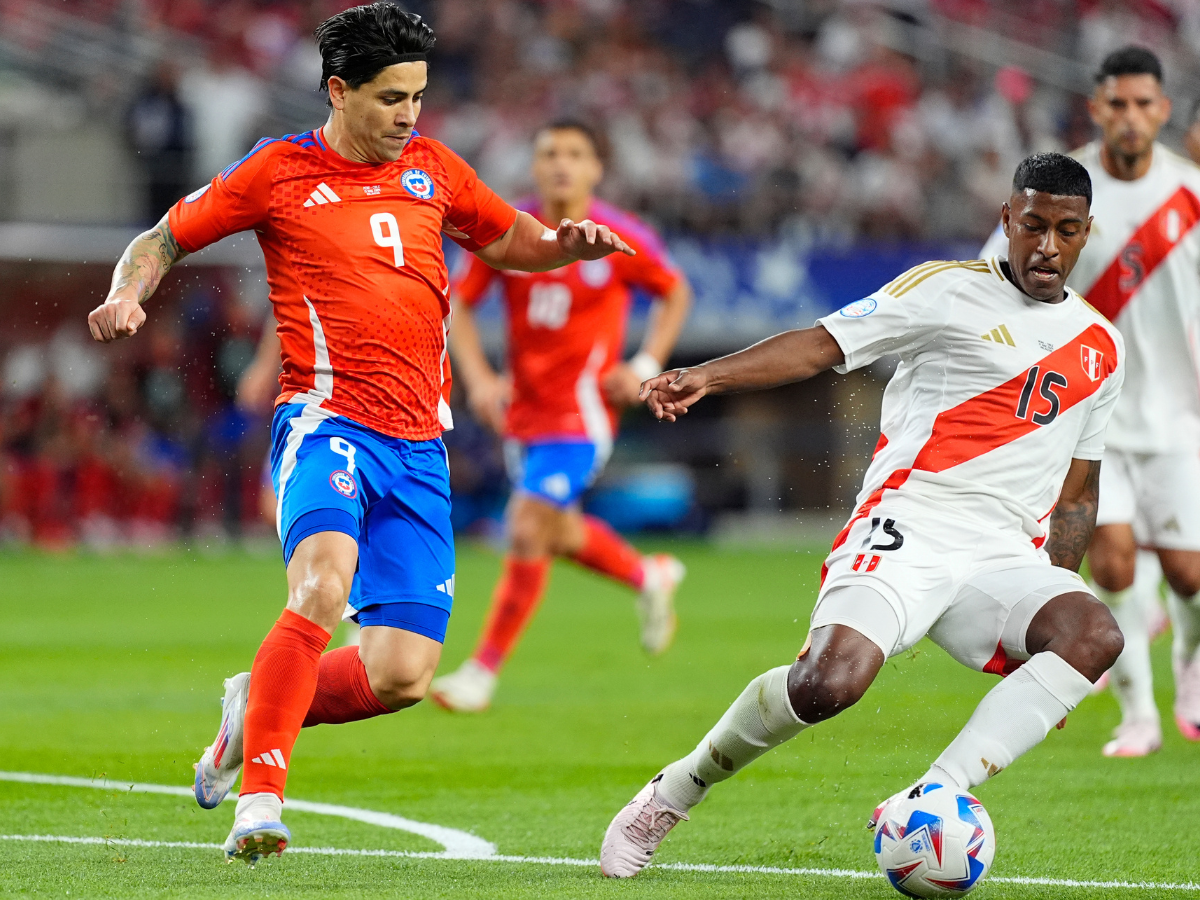 Perú y Chile igualaron en su debut en la Copa América