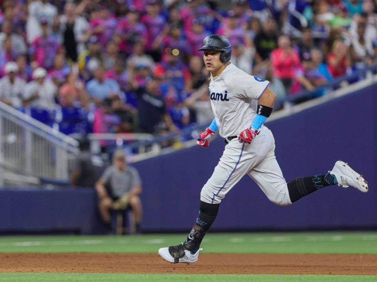 Marlins ponen en asignación a Avisaíl García