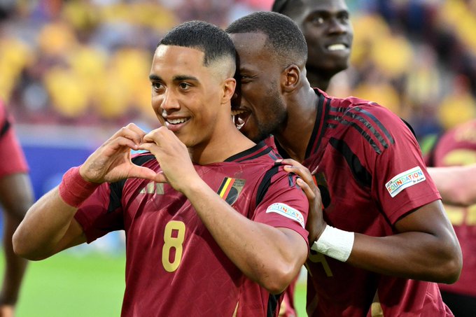 Bélgica dice presente y venció a Rumania 2-0 el grupo se definirá en la última jornada