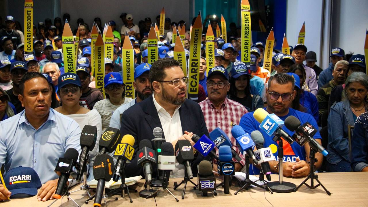 "Primero el debate entre candidatos"